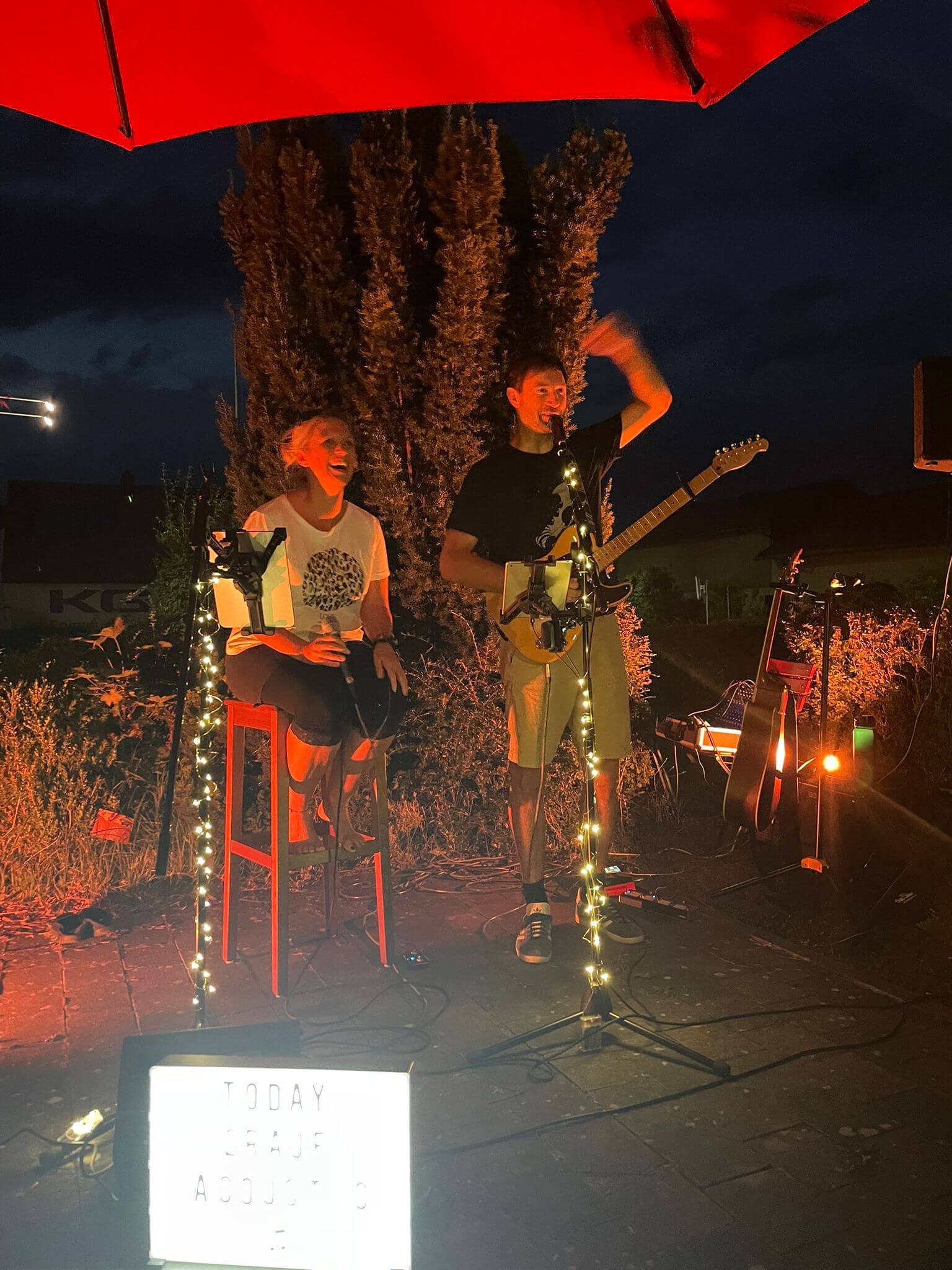 2rauf acoustic spielen ein Event in Vilsbiburg